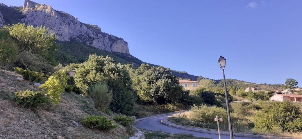 Les Terrasses Du Paradis Orpierre Экстерьер фото