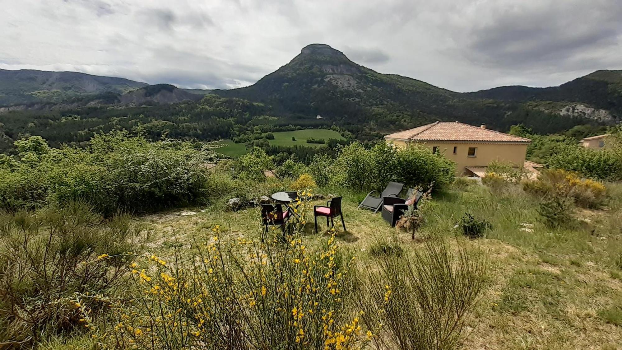 Les Terrasses Du Paradis Orpierre Экстерьер фото