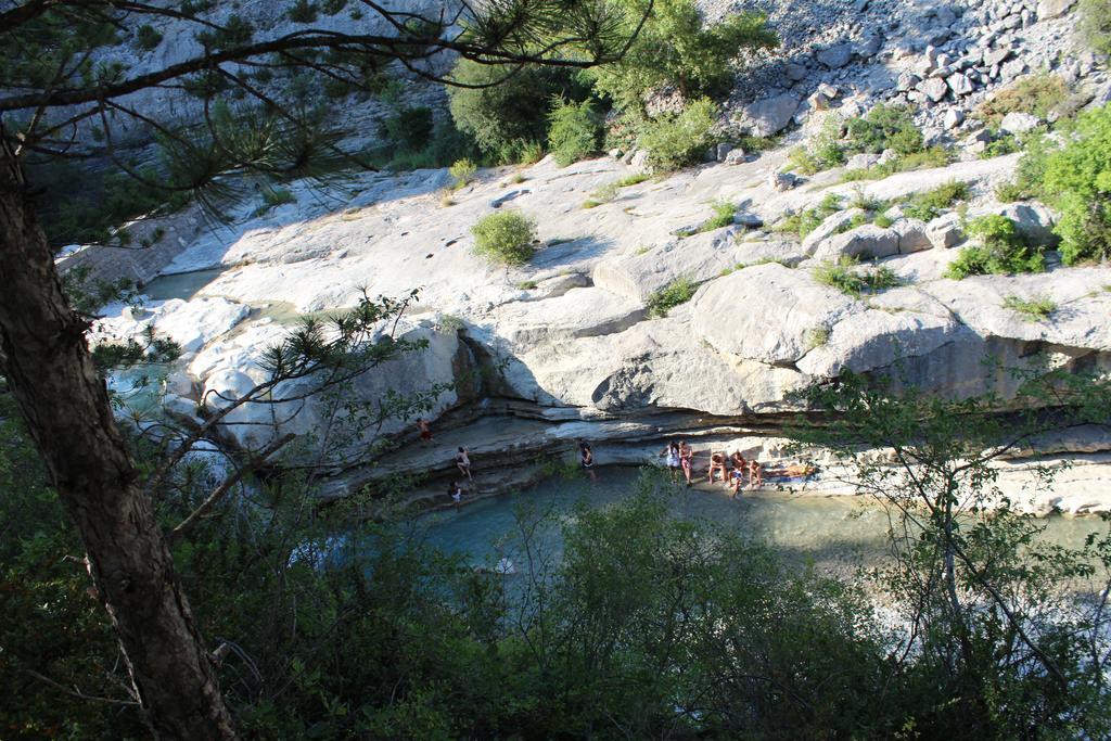 Les Terrasses Du Paradis Orpierre Экстерьер фото